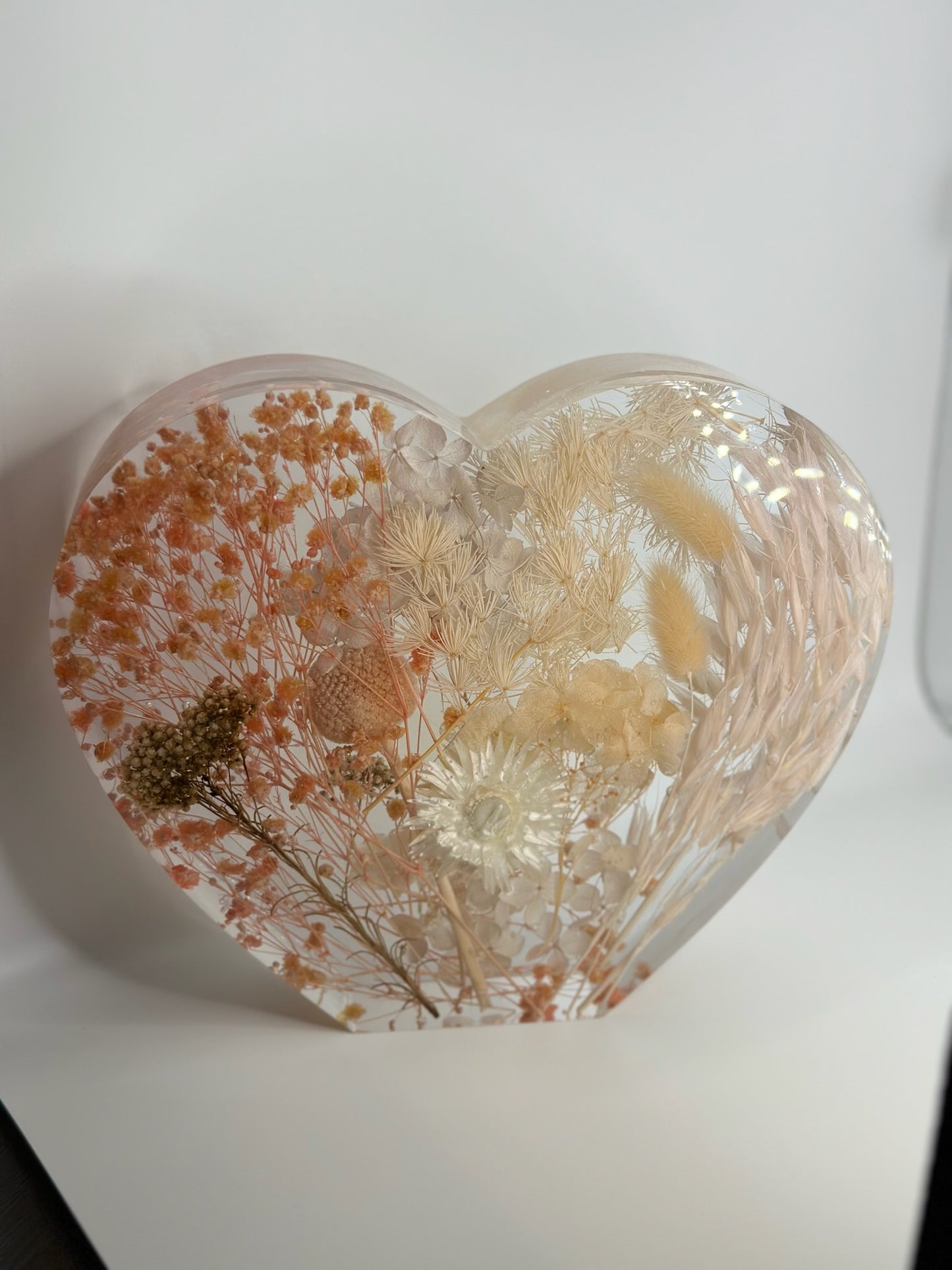 Heart shaped flowers preserve 8.5”